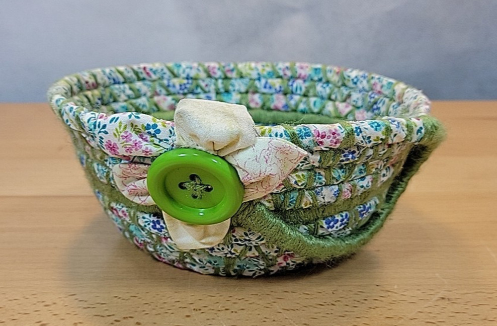 Coil rope fabric basket Green Floral Button Flower decorative Handmade 6.5”x3”